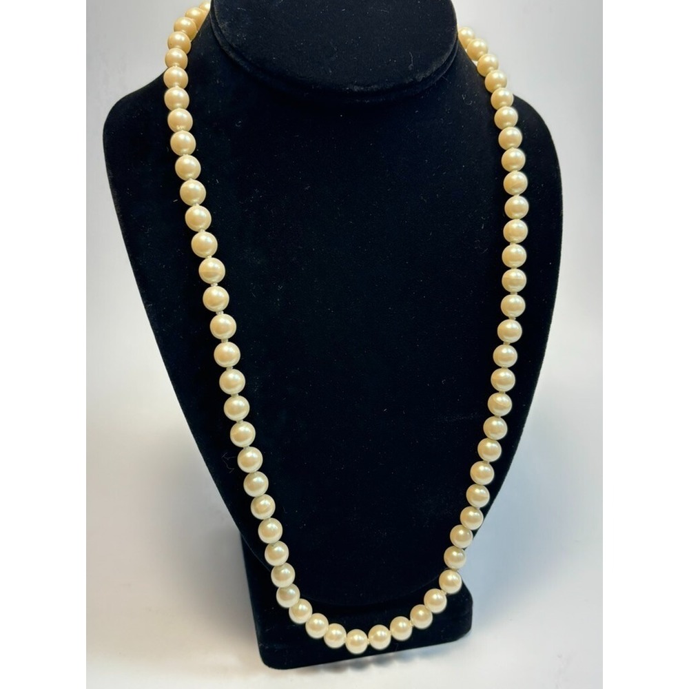 Vintage Necklace Faux Pearl Beads Very Mid Century Look Heavy Elegant Piece‎